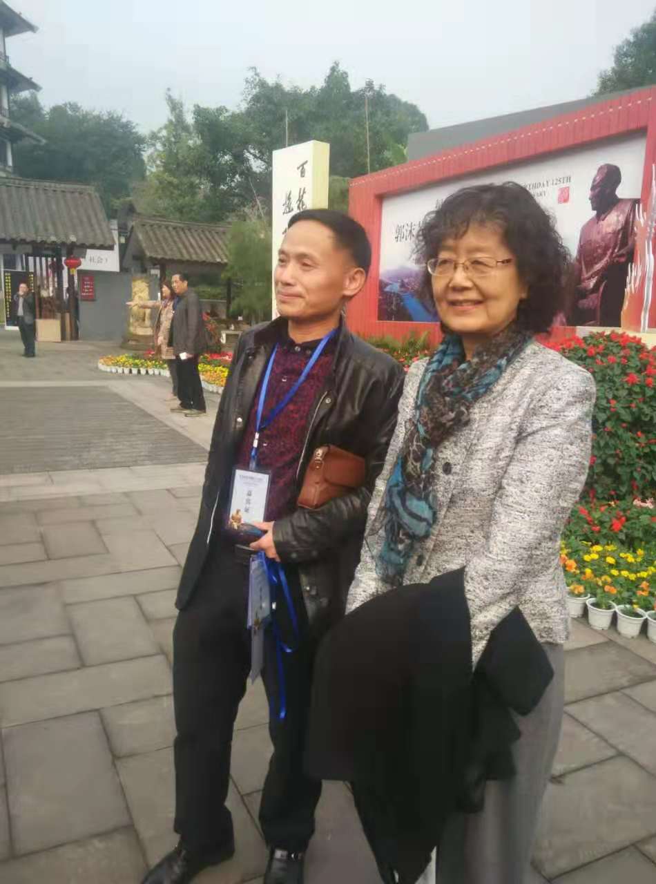 吾与峨眉山伏虎寺万年寺结缘